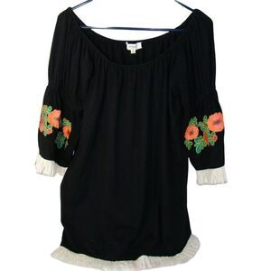 FINAL PRICE Umgee  Boho Floral Embroidered Tunic With Fringe NWOT Size Medium…